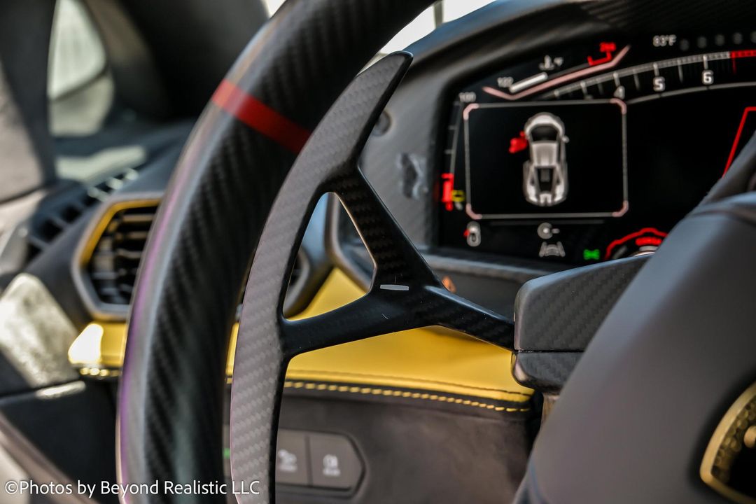 2025 Lamborghini Revuelto