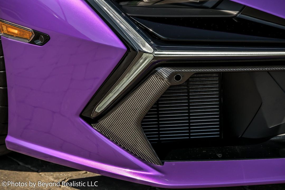 2025 Lamborghini Revuelto