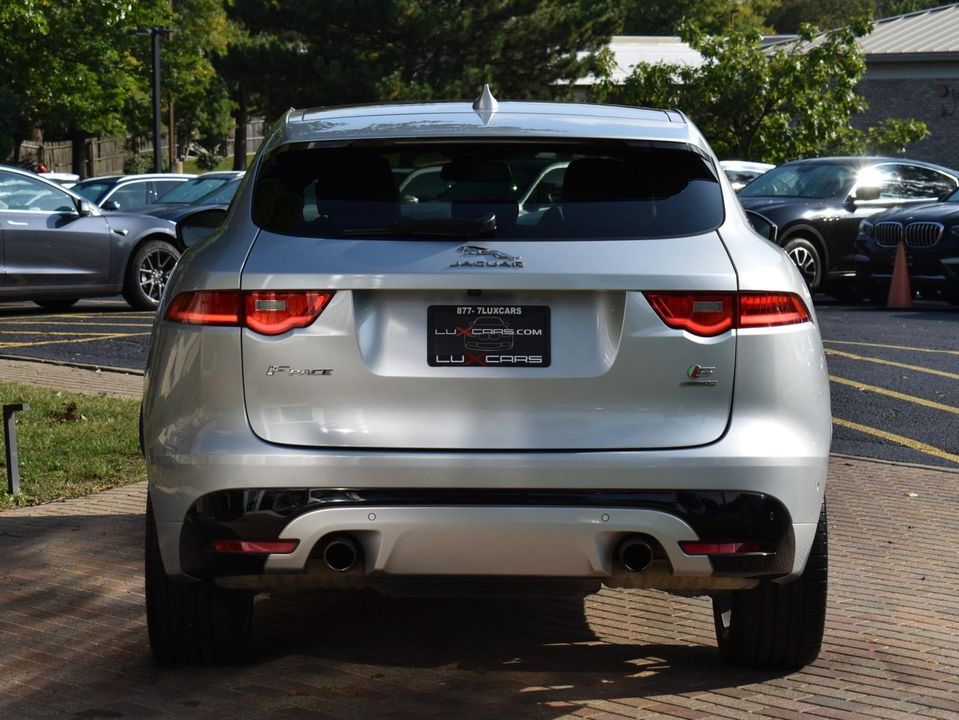 2017 Jaguar F-PACE