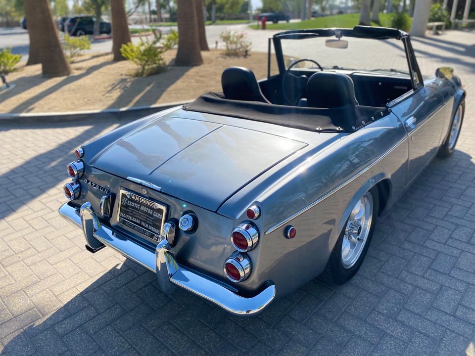 1969 Datsun 2000