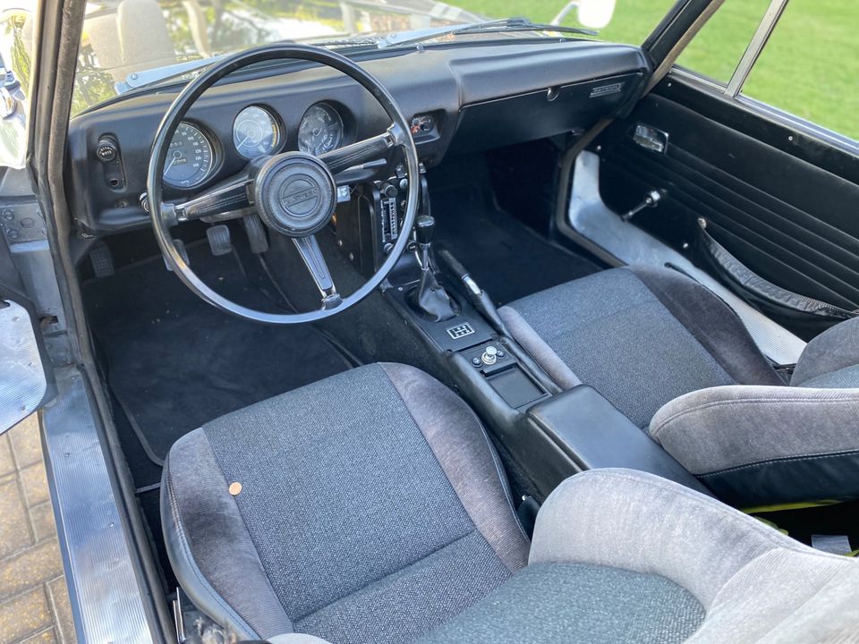 1969 Datsun 2000