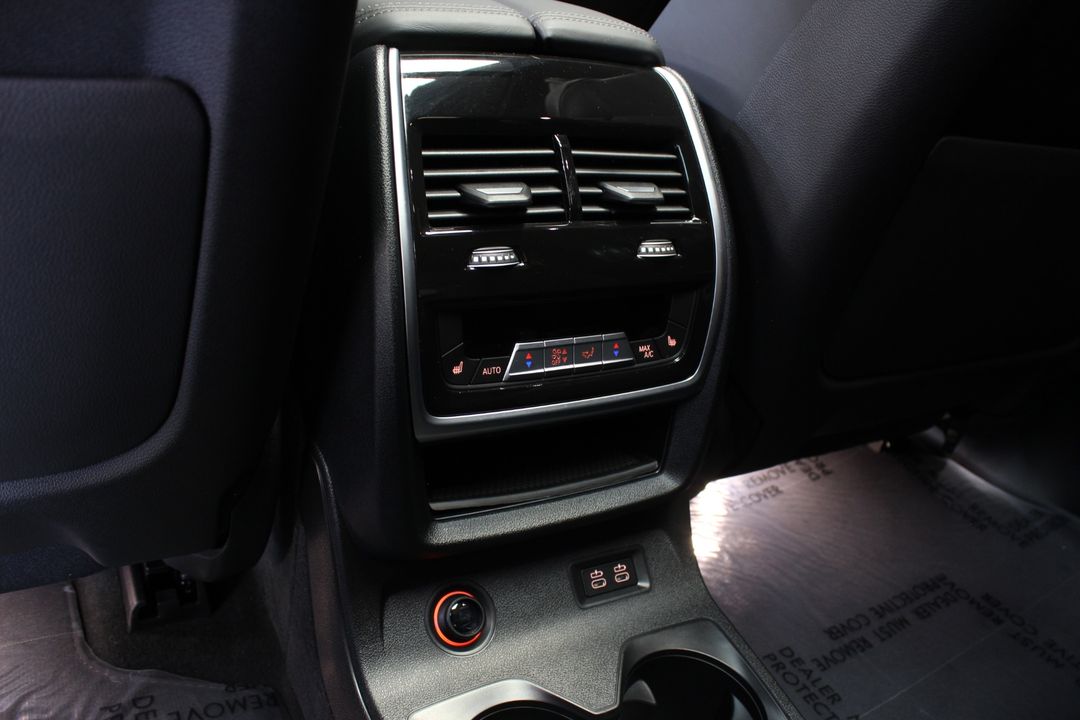 2024 BMW X7