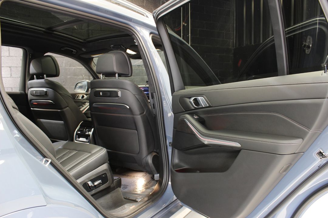 2024 BMW X7