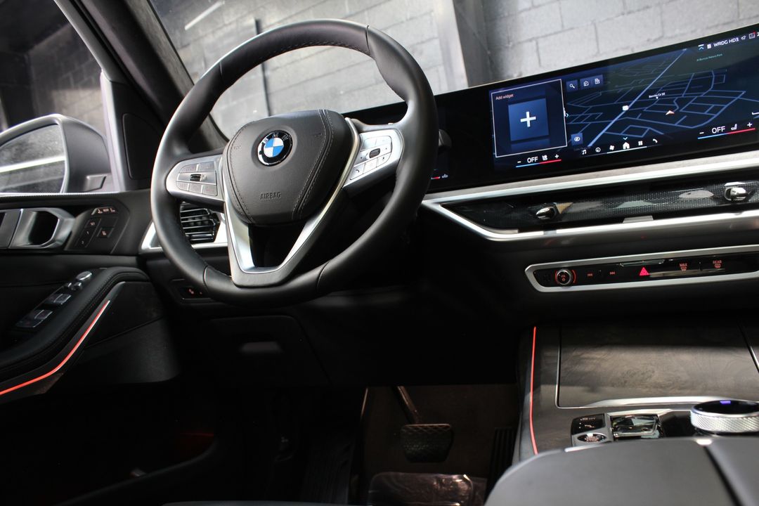 2024 BMW X7