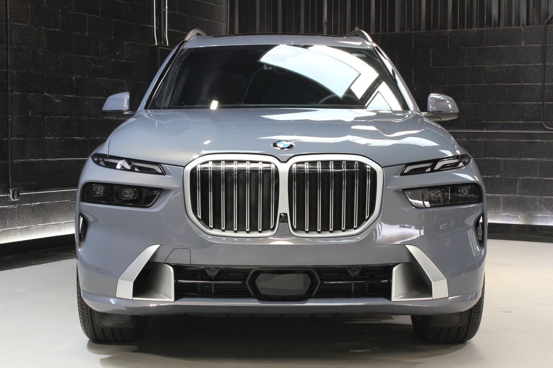 2024 BMW X7