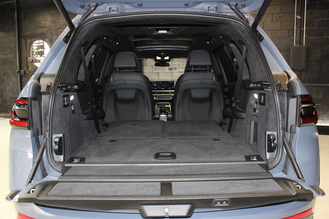 2024 BMW X7