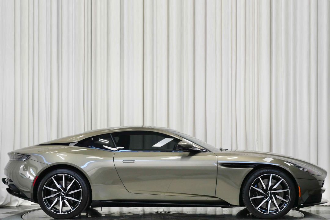 2018 Aston Martin DB11