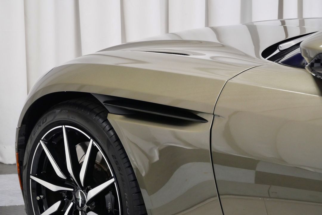 2018 Aston Martin DB11