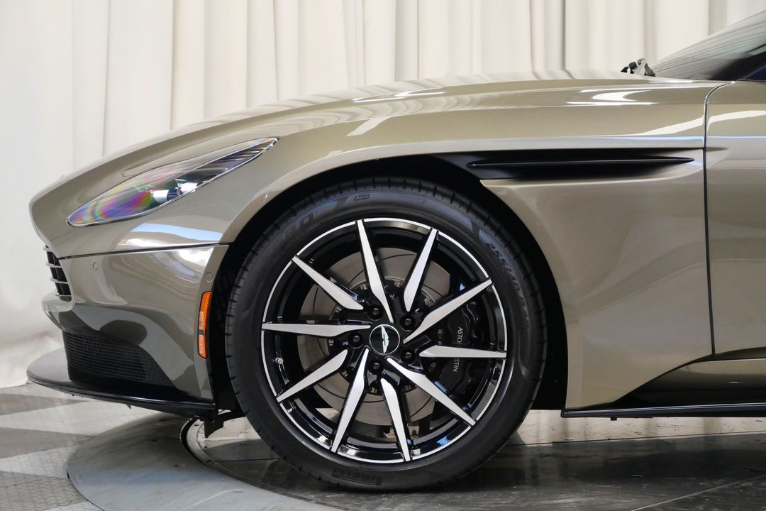 2018 Aston Martin DB11