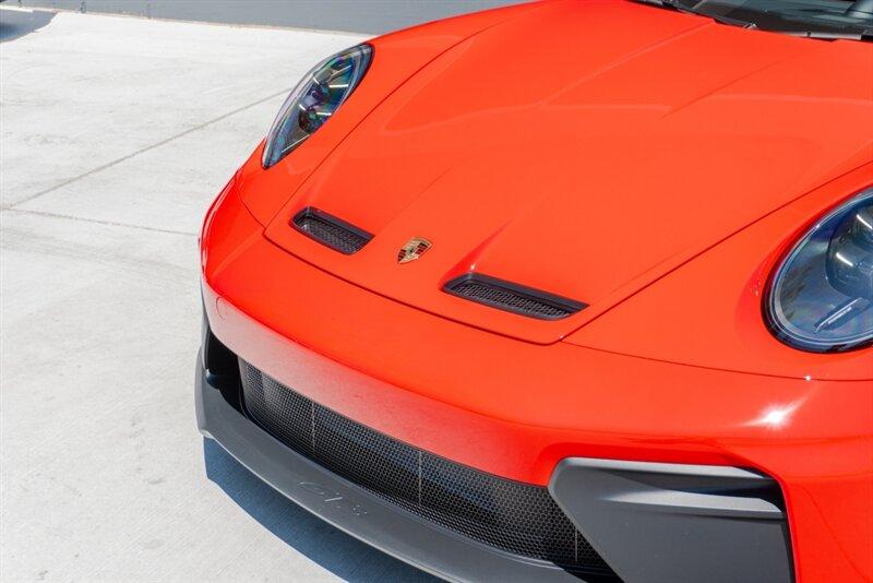 2025 Porsche 911
