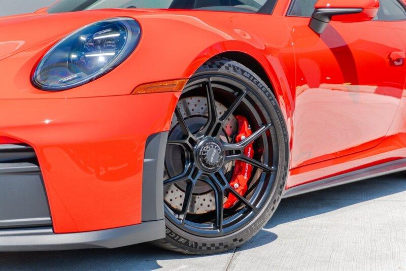 2025 Porsche 911