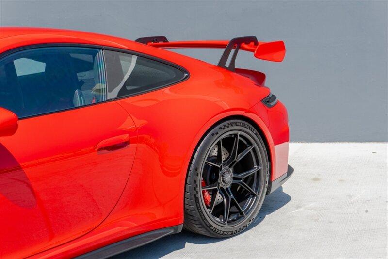 2025 Porsche 911