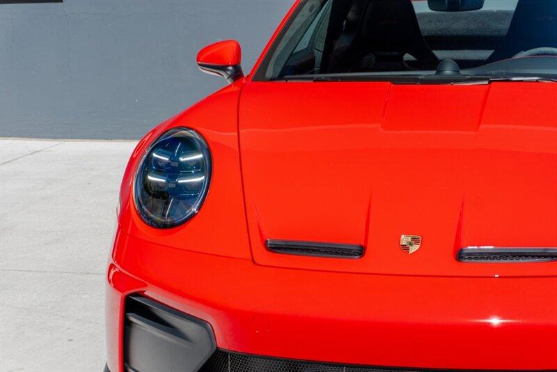 2025 Porsche 911