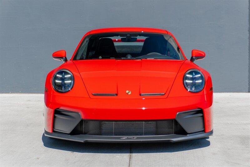 2025 Porsche 911