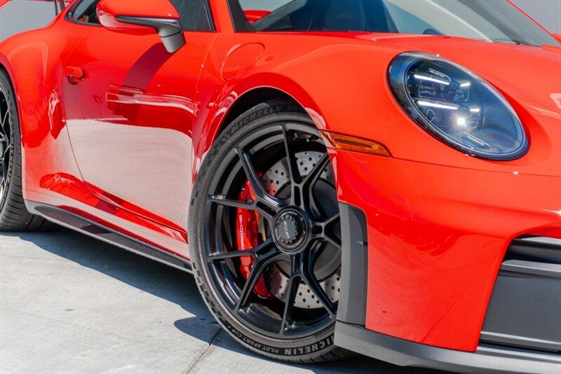 2025 Porsche 911