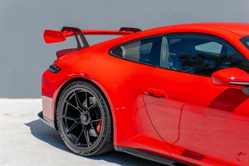 2025 Porsche 911