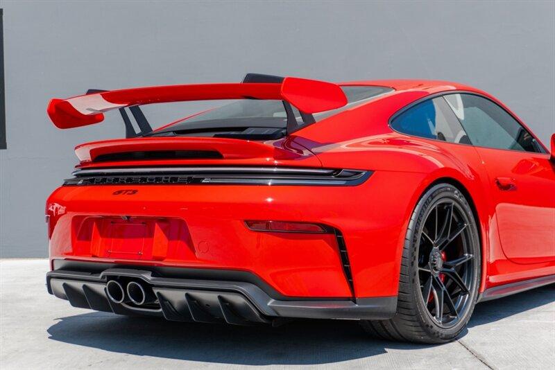 2025 Porsche 911