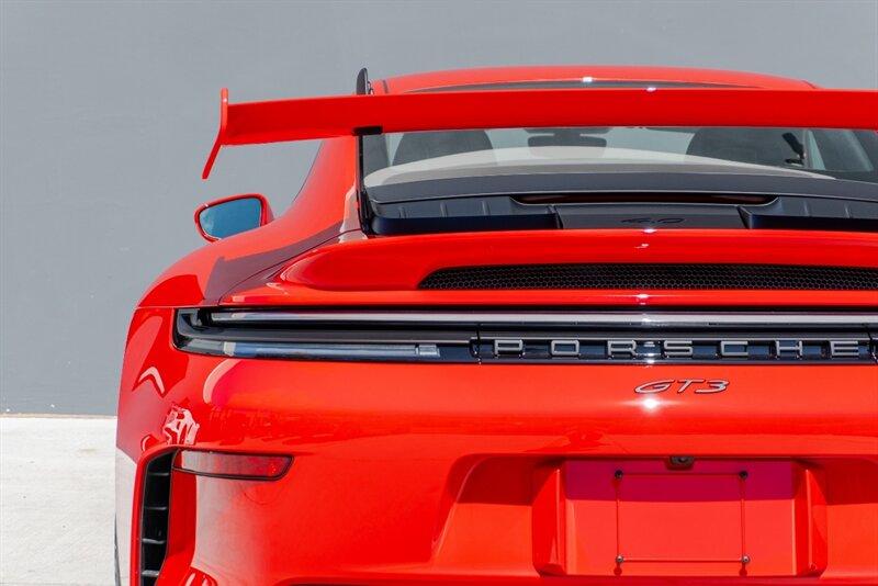 2025 Porsche 911