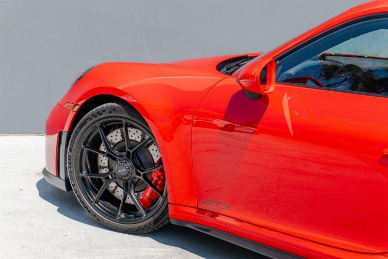 2025 Porsche 911