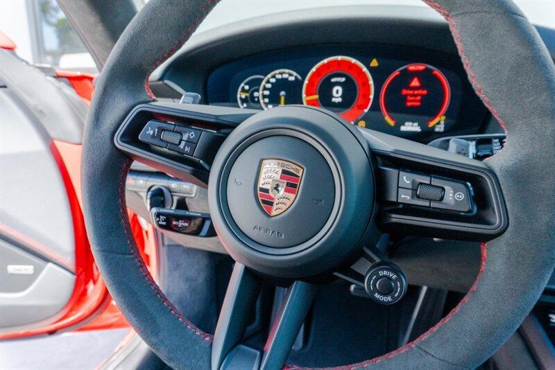 2025 Porsche 911