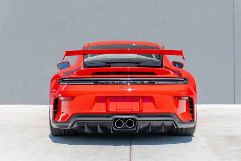 2025 Porsche 911