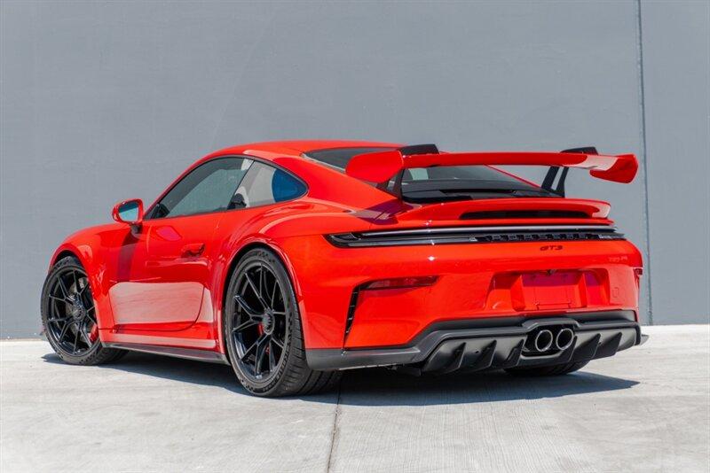 2025 Porsche 911