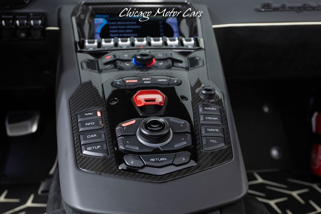 2021 Lamborghini Aventador