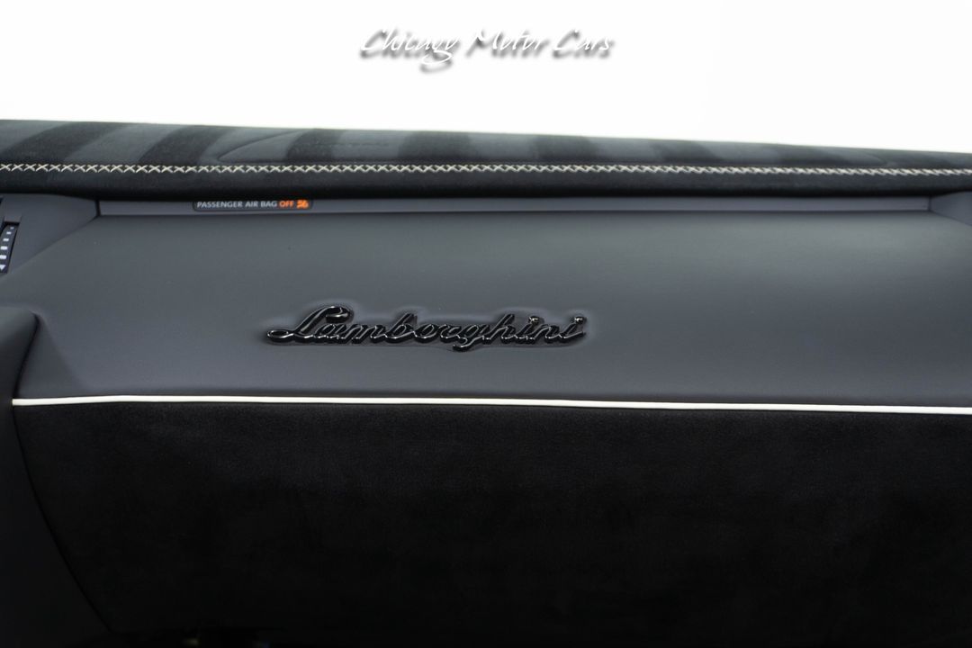 2021 Lamborghini Aventador