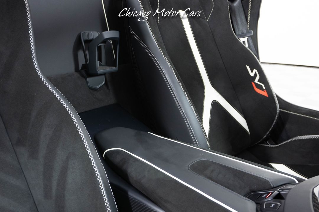 2021 Lamborghini Aventador
