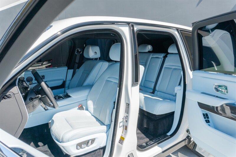 2024 Rolls-Royce Black Badge Cullinan