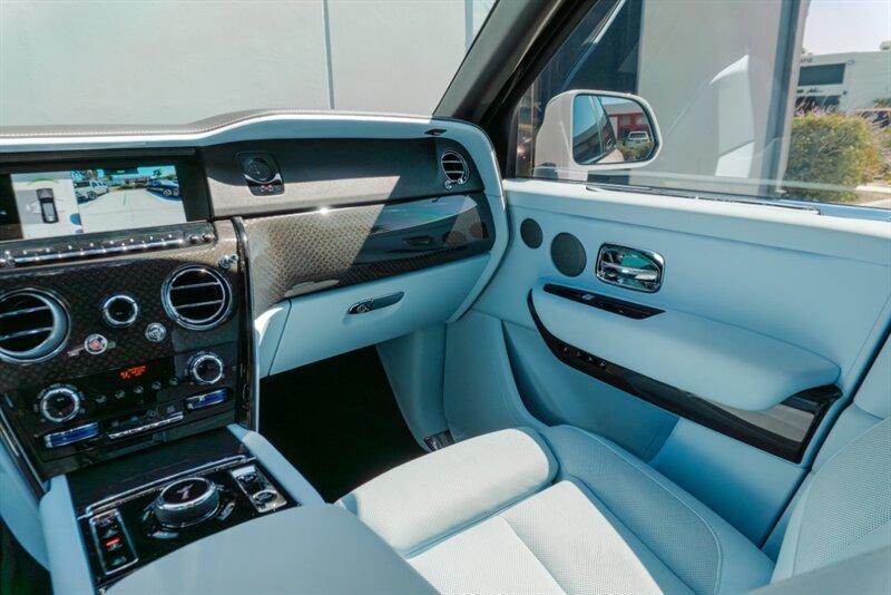 2024 Rolls-Royce Black Badge Cullinan
