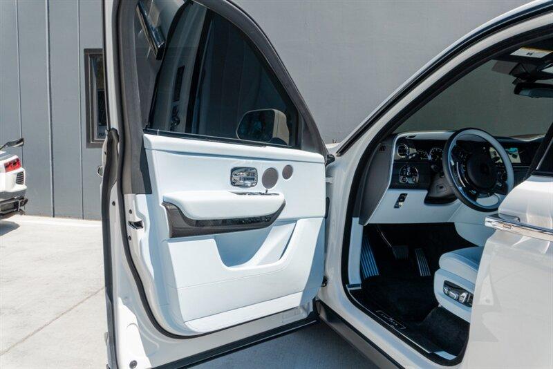 2024 Rolls-Royce Black Badge Cullinan