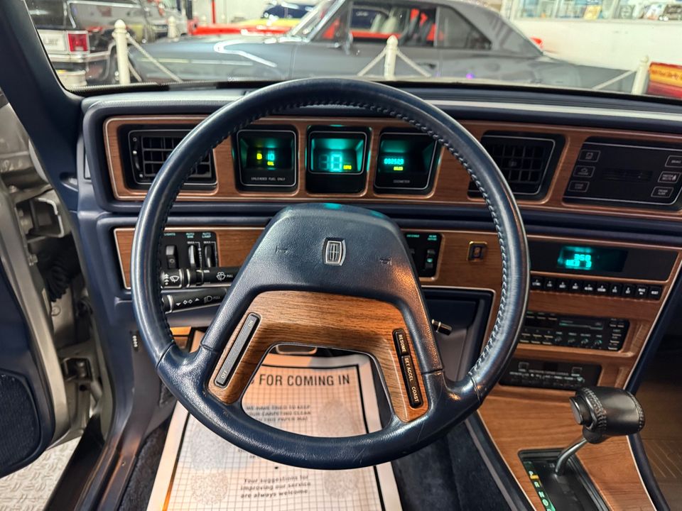 1987 Lincoln Mark VII
