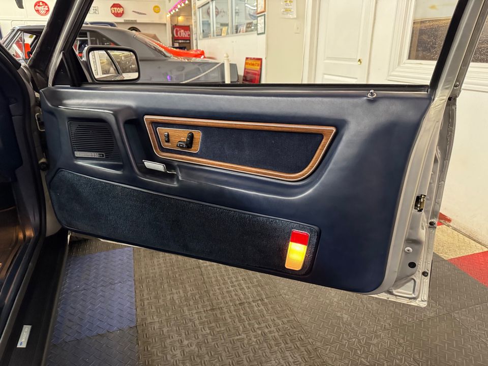 1987 Lincoln Mark VII