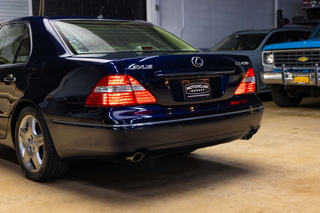 2005 Lexus LS 430
