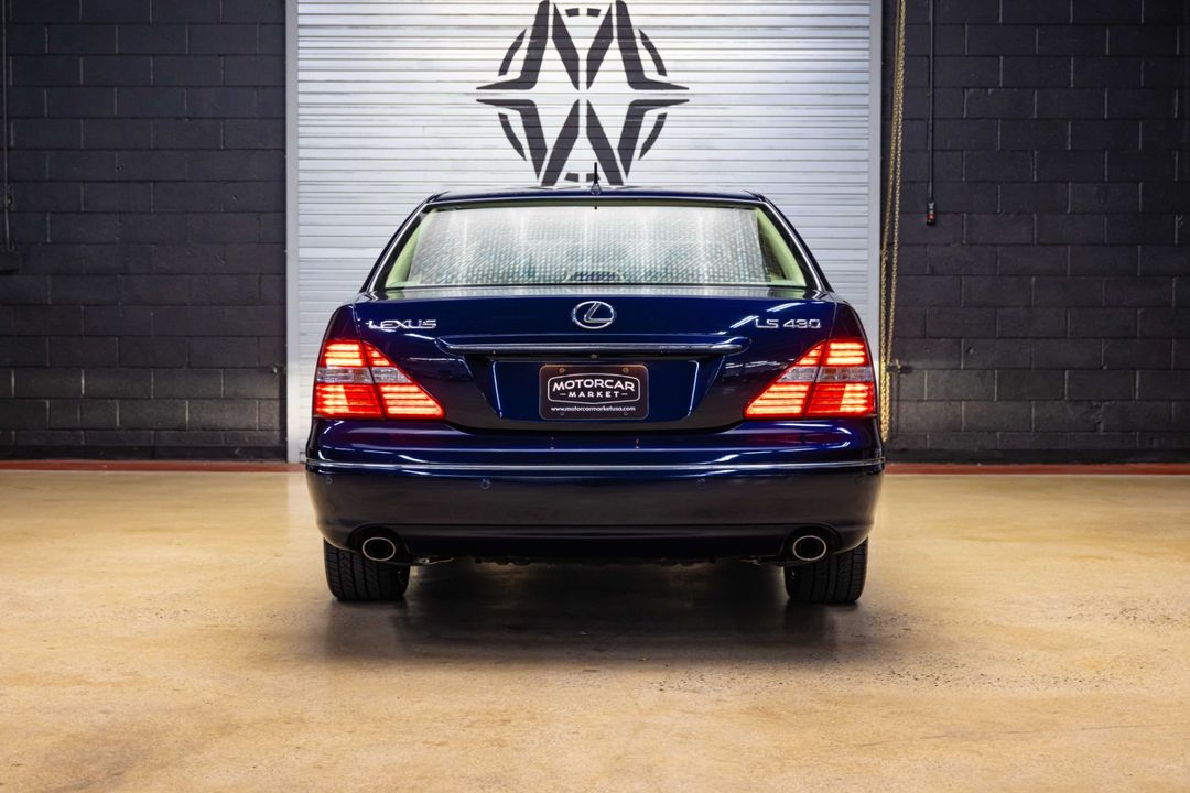 2005 Lexus LS 430