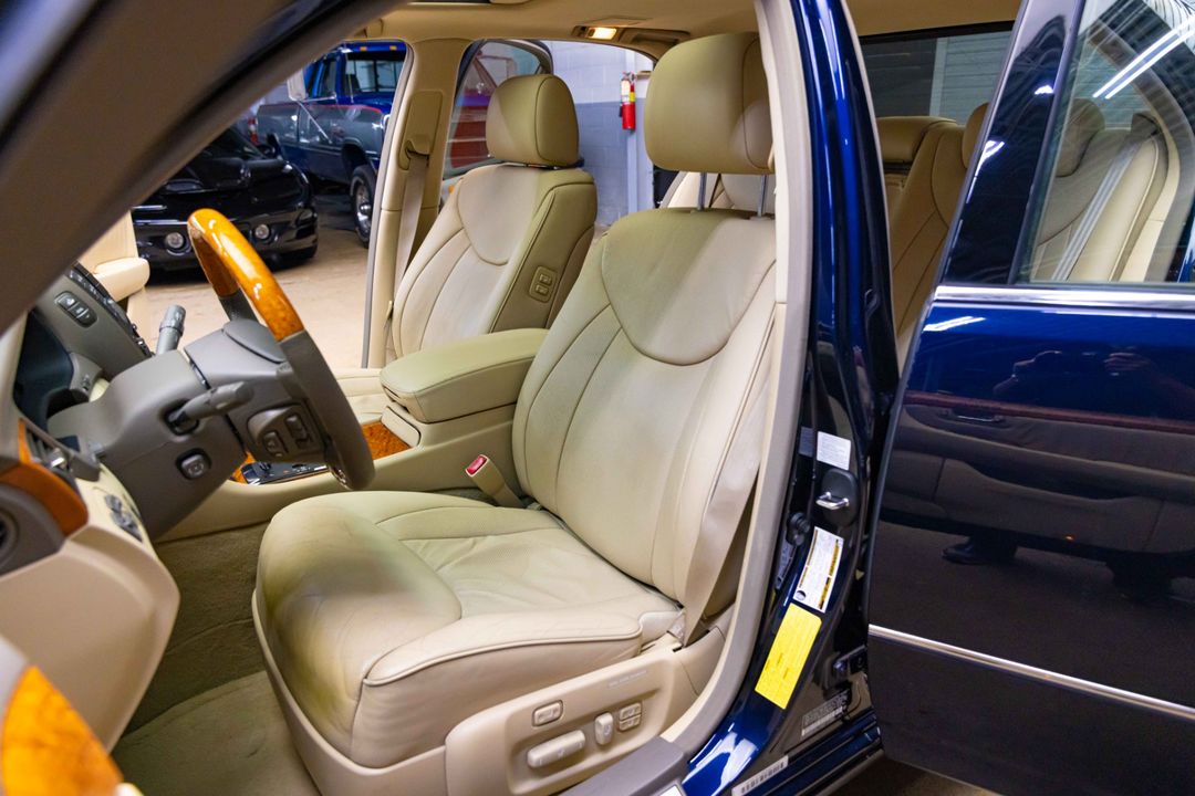 2005 Lexus LS 430
