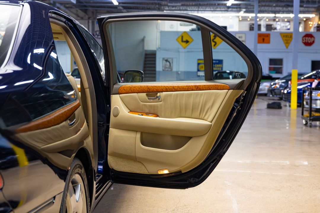 2005 Lexus LS 430