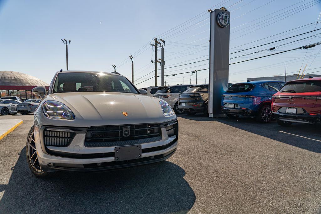 2024 Porsche Macan