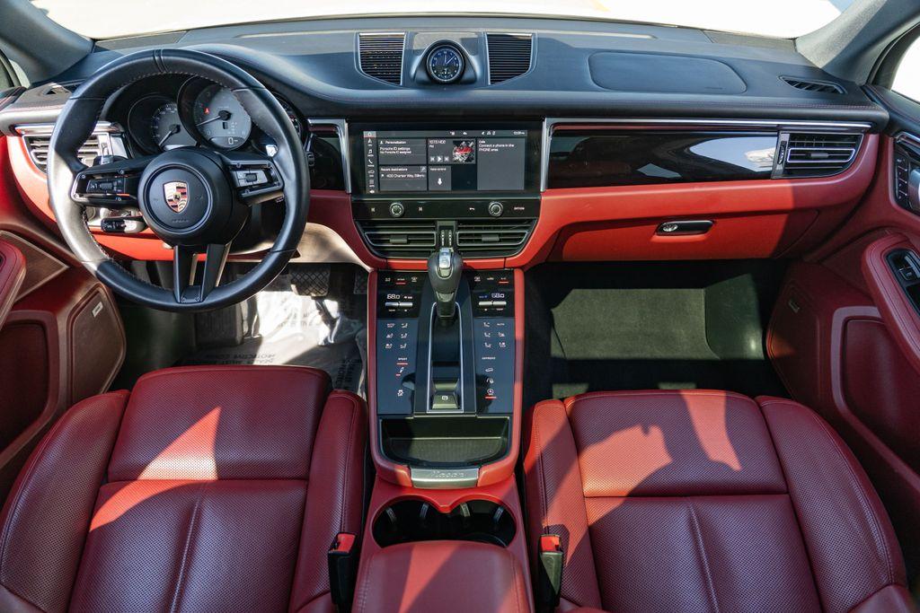 2024 Porsche Macan
