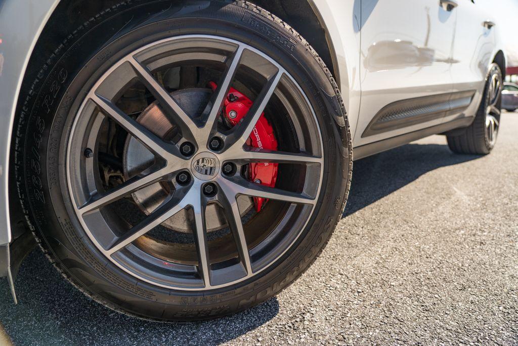 2024 Porsche Macan