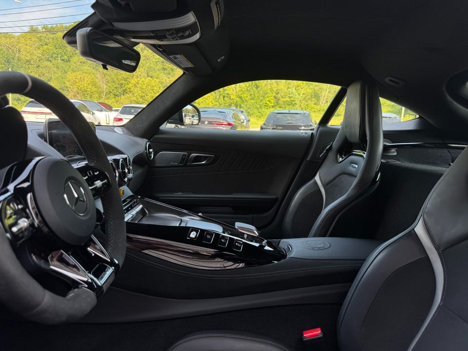 2020 Mercedes-Benz AMG GT-R