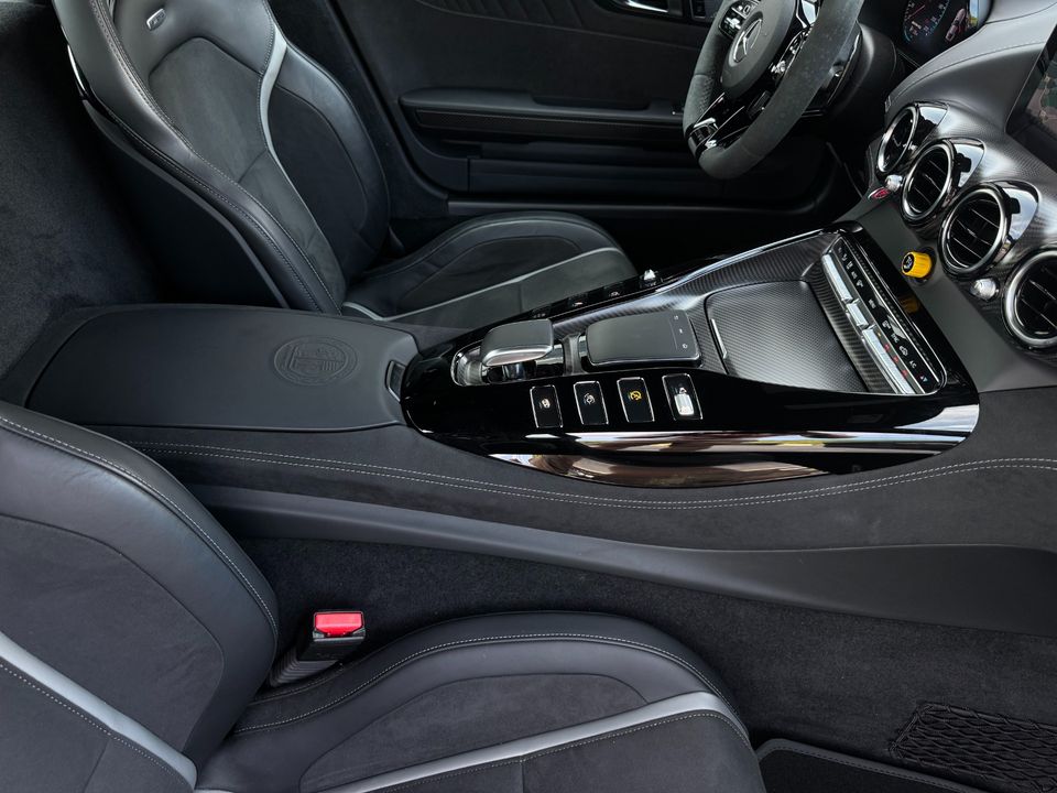 2020 Mercedes-Benz AMG GT-R