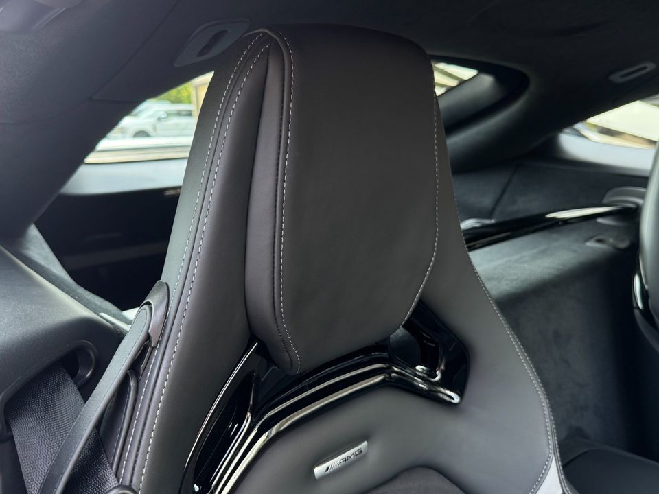 2020 Mercedes-Benz AMG GT-R