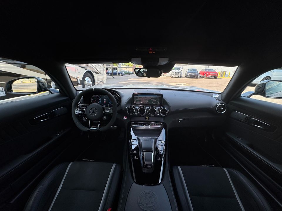 2020 Mercedes-Benz AMG GT-R