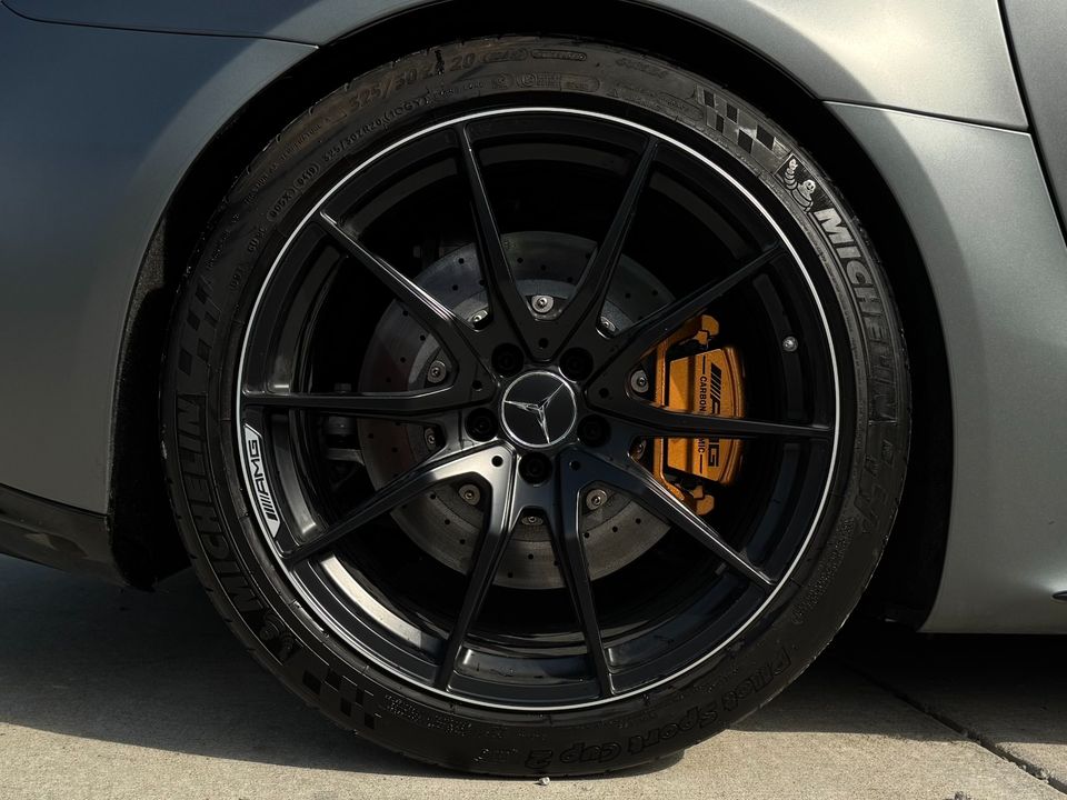 2020 Mercedes-Benz AMG GT-R