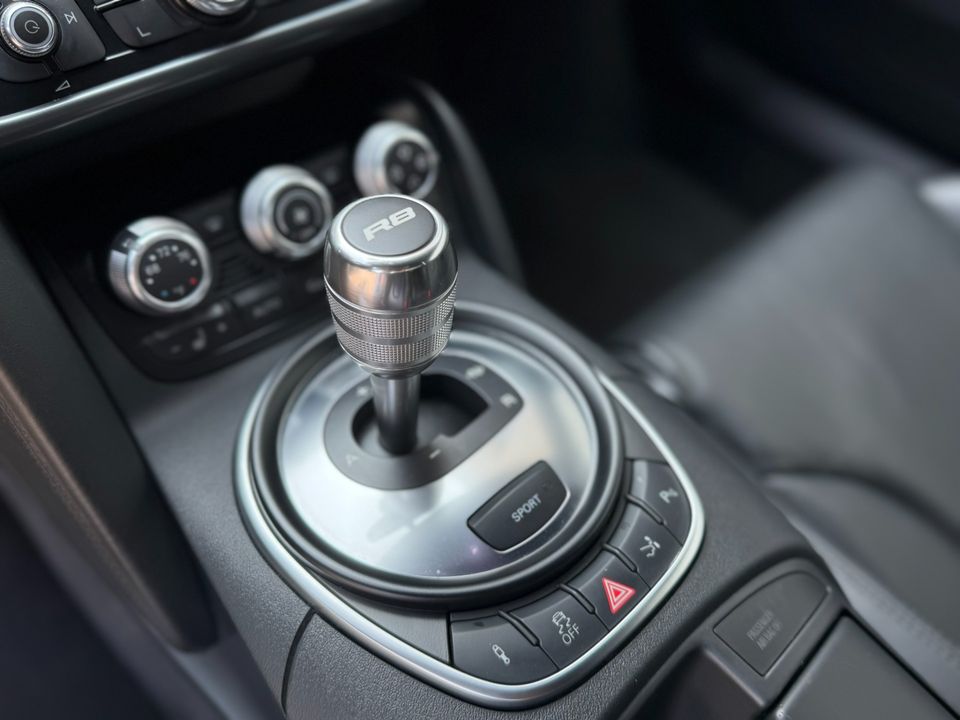 2011 Audi R8