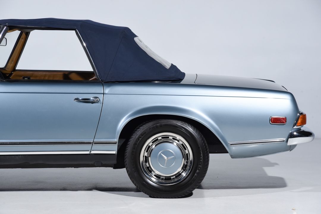 1969 Mercedes-Benz 280-CLASS