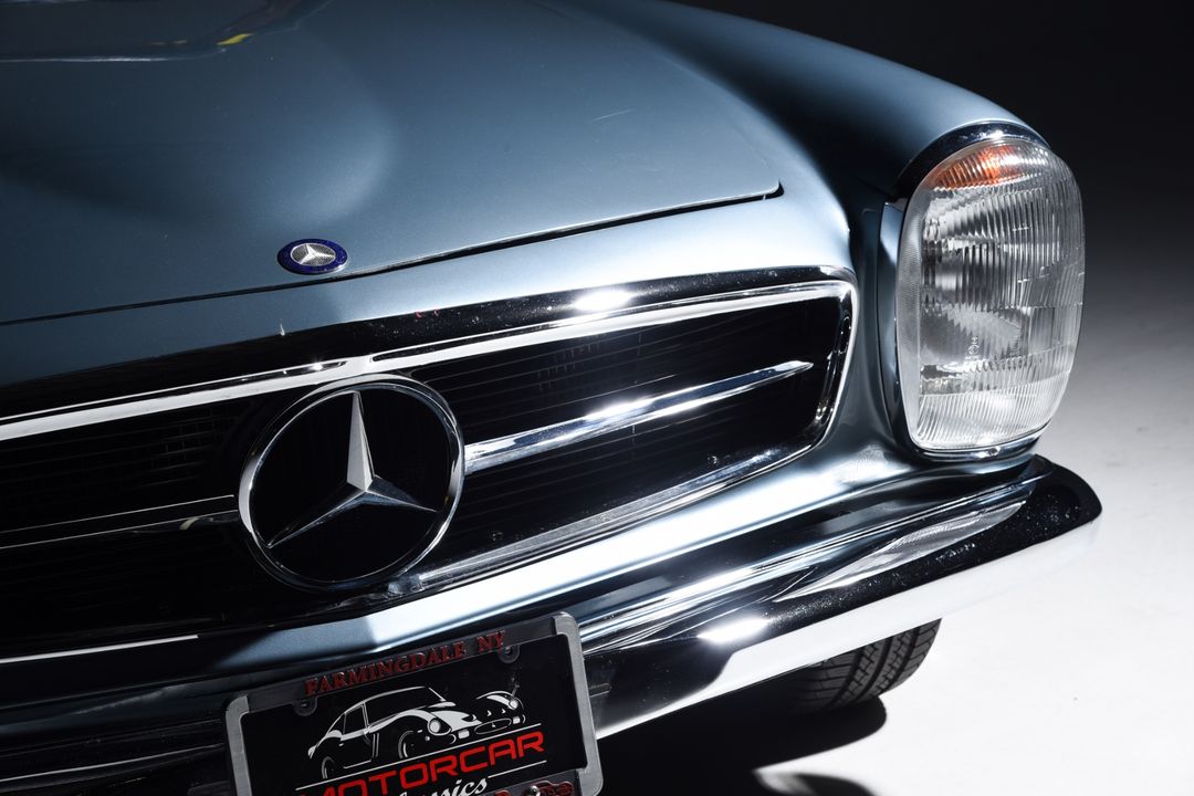 1969 Mercedes-Benz 280-CLASS