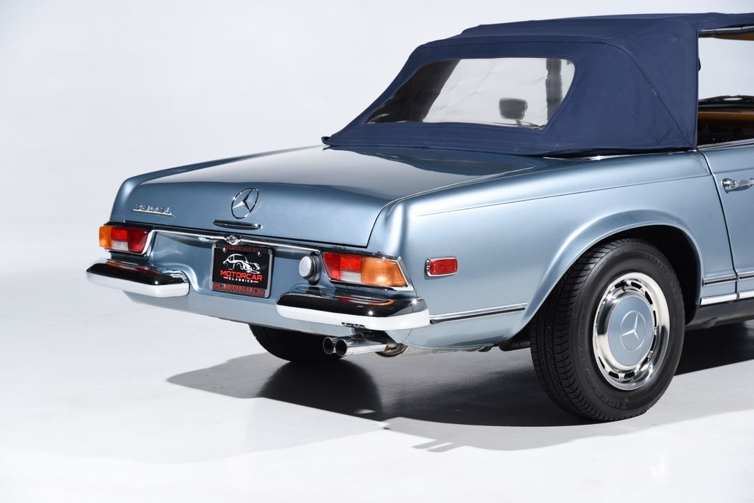 1969 Mercedes-Benz 280-CLASS